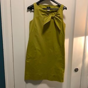 J Crew dress size 2 sleeveless cotton. Excellent condition. Pretty color.